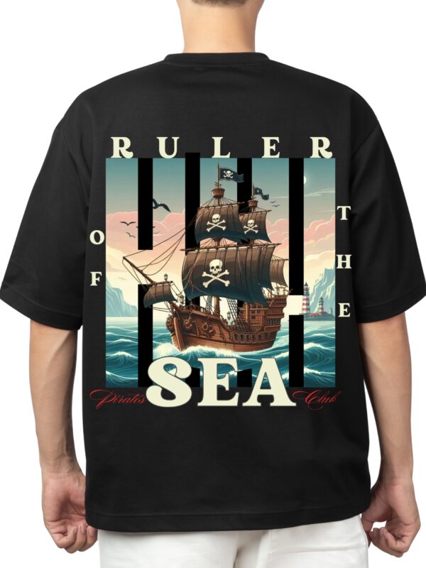 Oversized T-Shirt Pirates Club