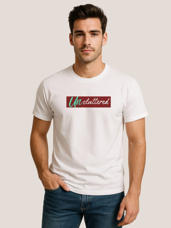 Classic Fit-Graphic Print T-Shirt -"Uncluttered"
