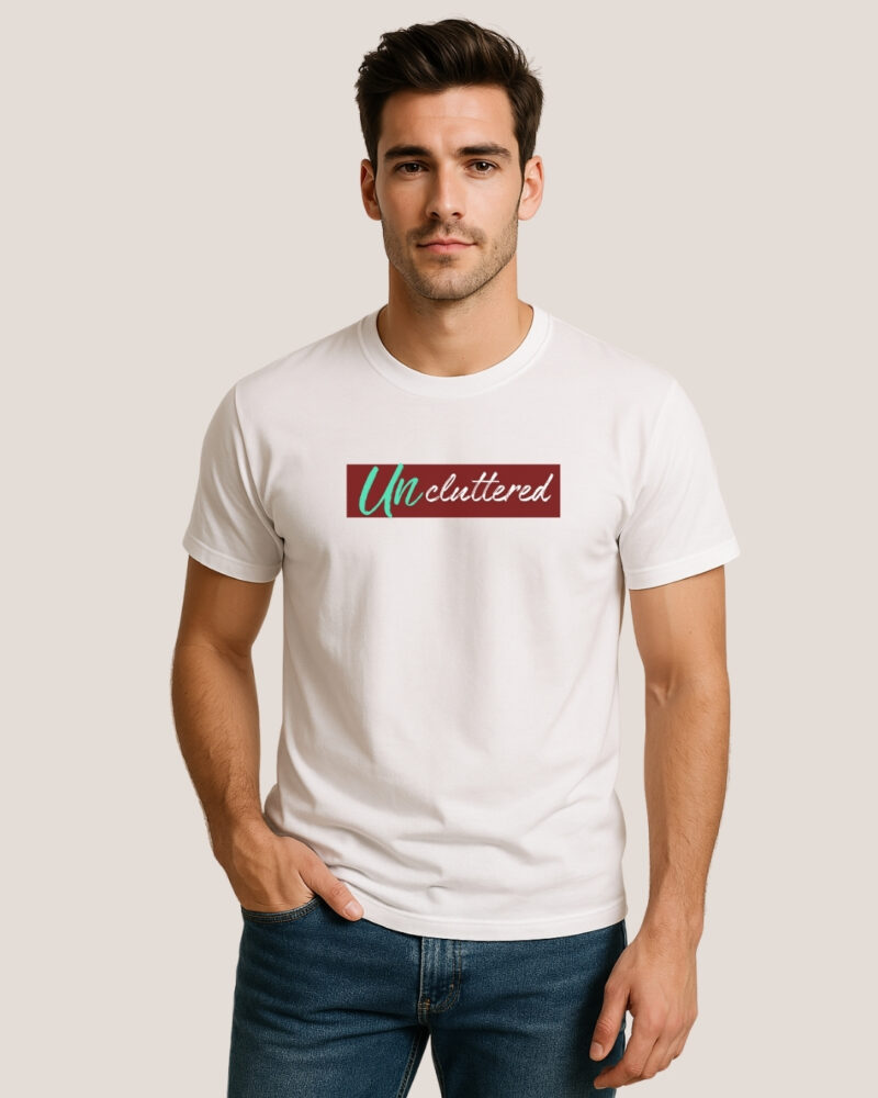 Classic Fit-Graphic Print T-Shirt -"Uncluttered"